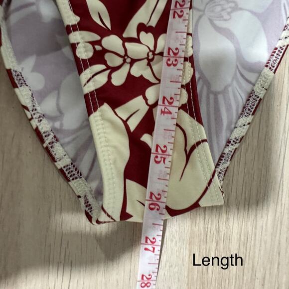 Summersalt Womens The Classic One Piece Swimsuit in Red Floral Print Size 2 - Picture 11 of 12